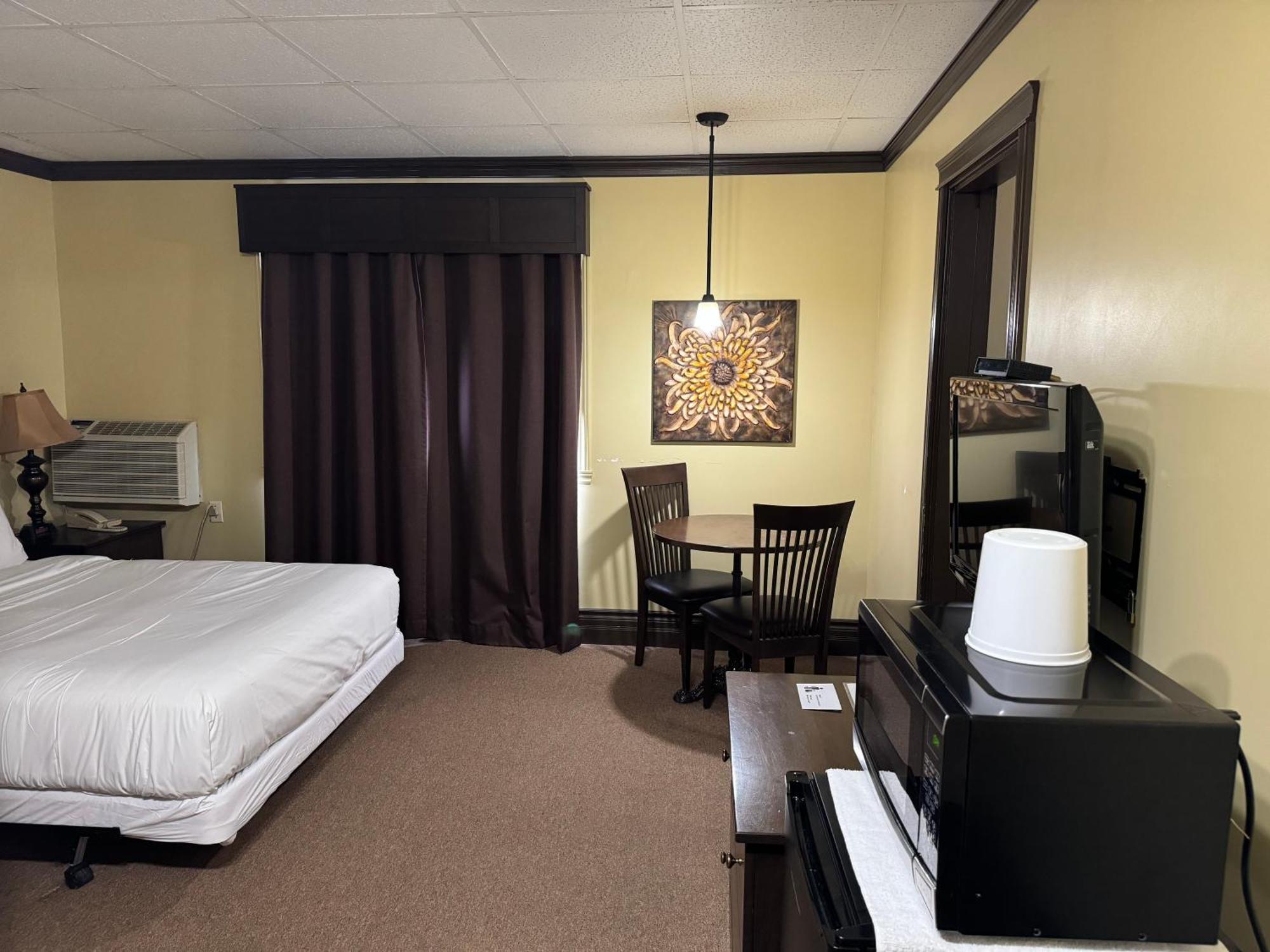 La Porte De La Mauricie Louiseville エクステリア 写真